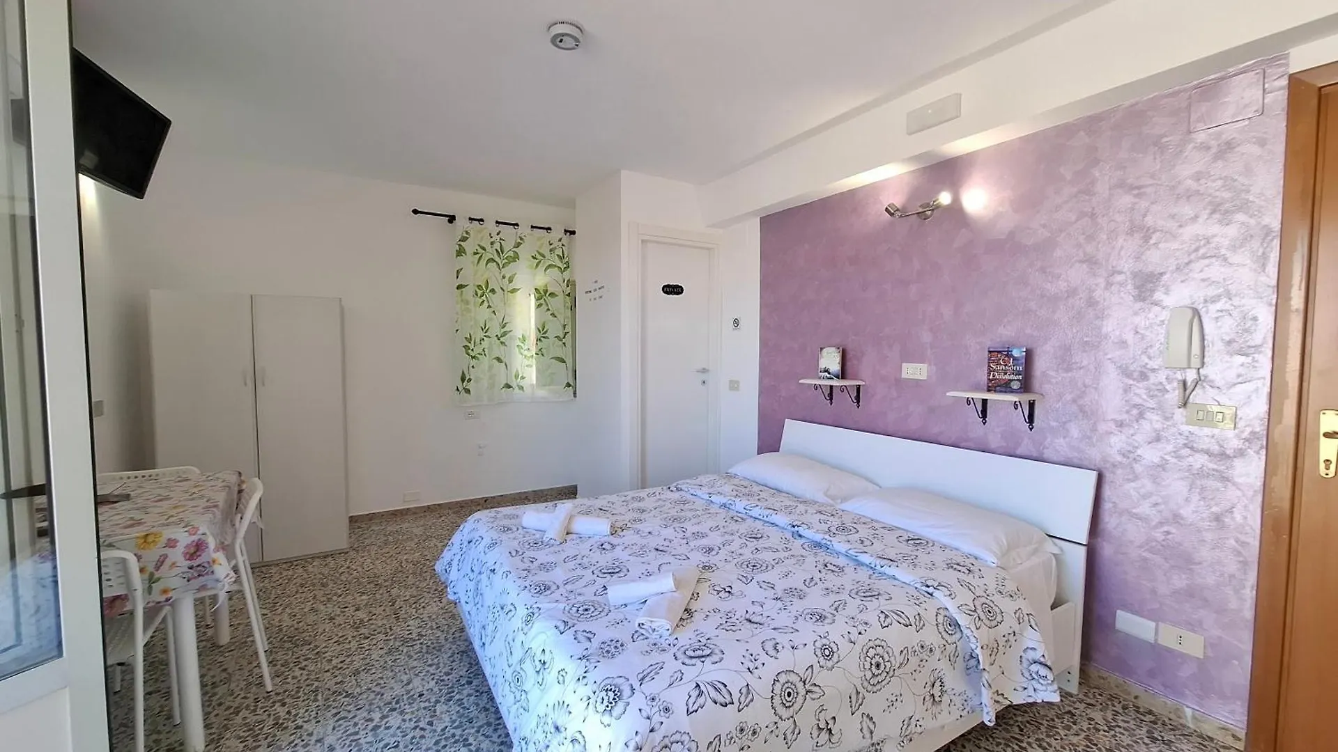 Vista Apartment Cefalu Italy